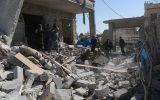 Halep’e ‘paraşütlü bombalarla’ saldırı